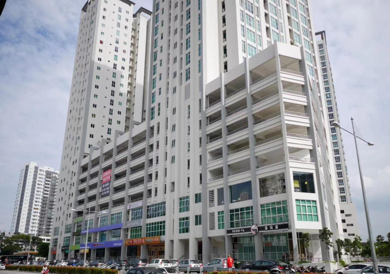 Penang Straits Garden Condominium Georgetown Exterior photo